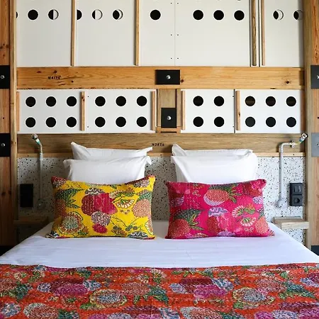 Jam Hotel 3*