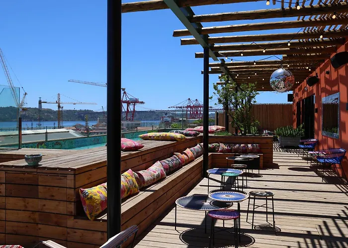 Jam Hotel